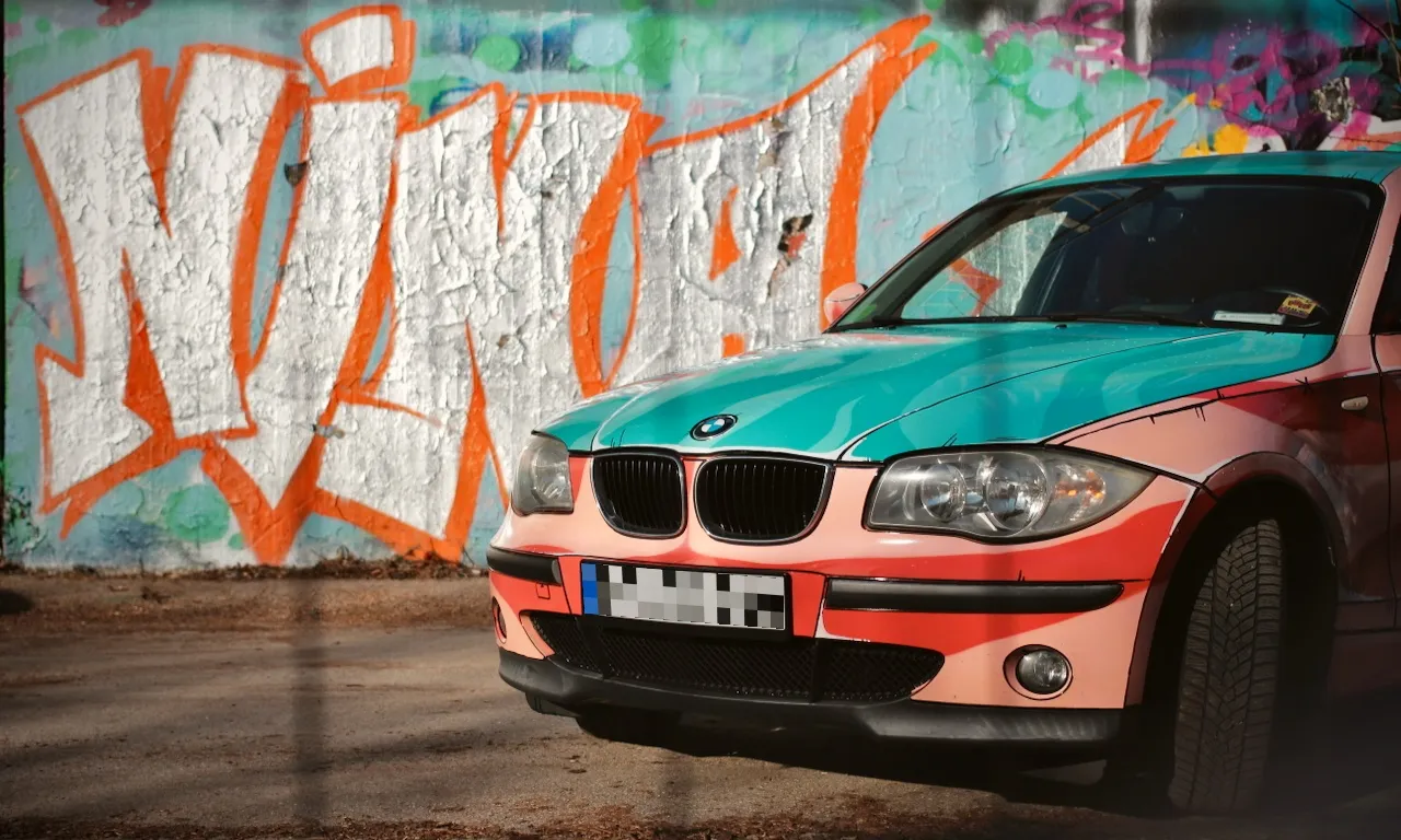 bmw-graffiti-11.webp