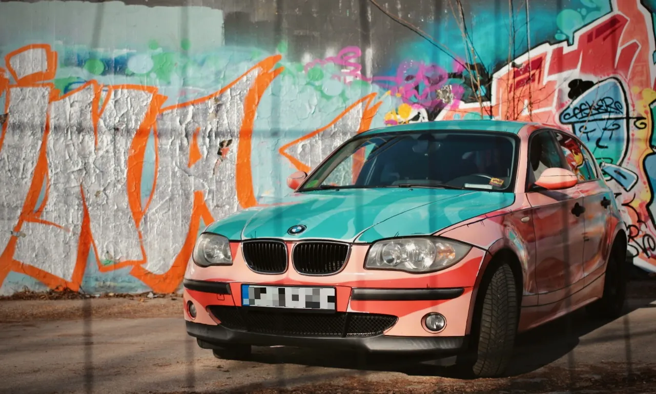bmw-graffiti-15.webp