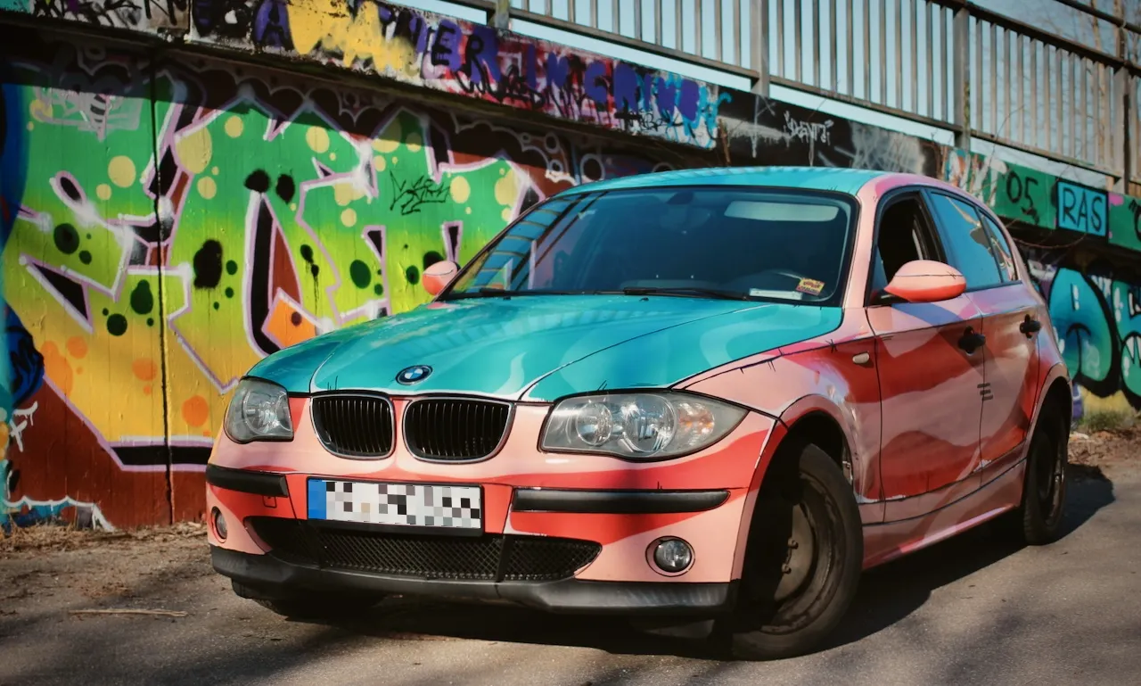 bmw-graffiti-3.webp